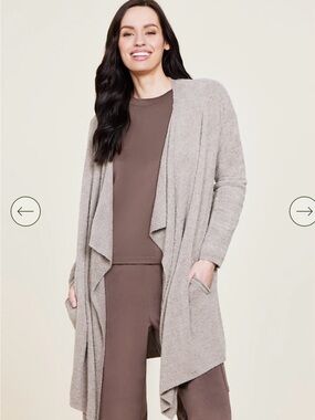 Barefoot Dreams CozyChic Lite Island Wrap.